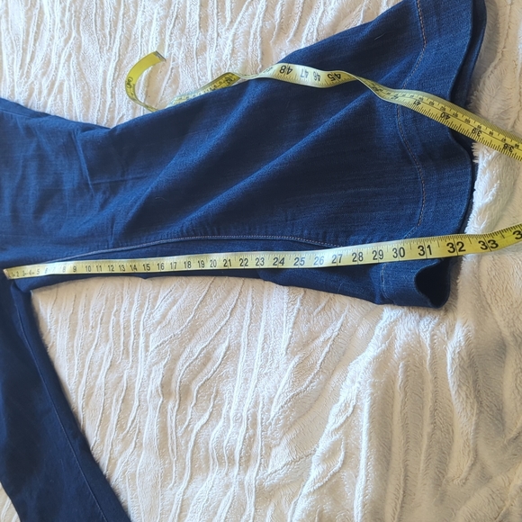 Like New Seven7 Sexy Flair Jeans - Picture 10 of 11